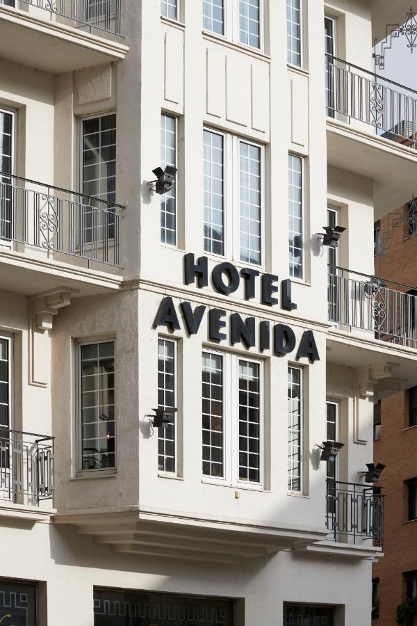 Hotel Avenida Памплона Экстерьер фото